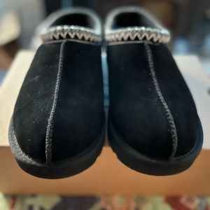 Black Tasman Uggs 🖤